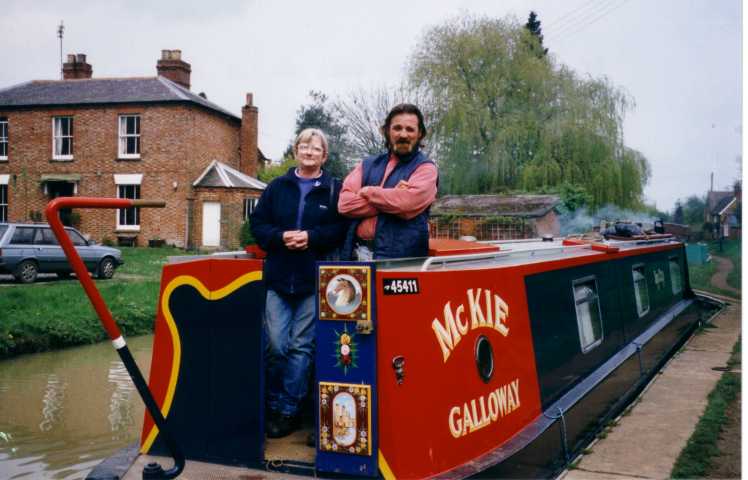 Neil%20and%20Alison%20their%20narrow%20boat%20Tipsy%20Lizzy%201998%20ws.jpg