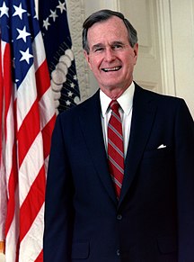 216px-George_H._W._Bush%2C_President_of_the_United_States%2C_1989_official_portrait.jpg